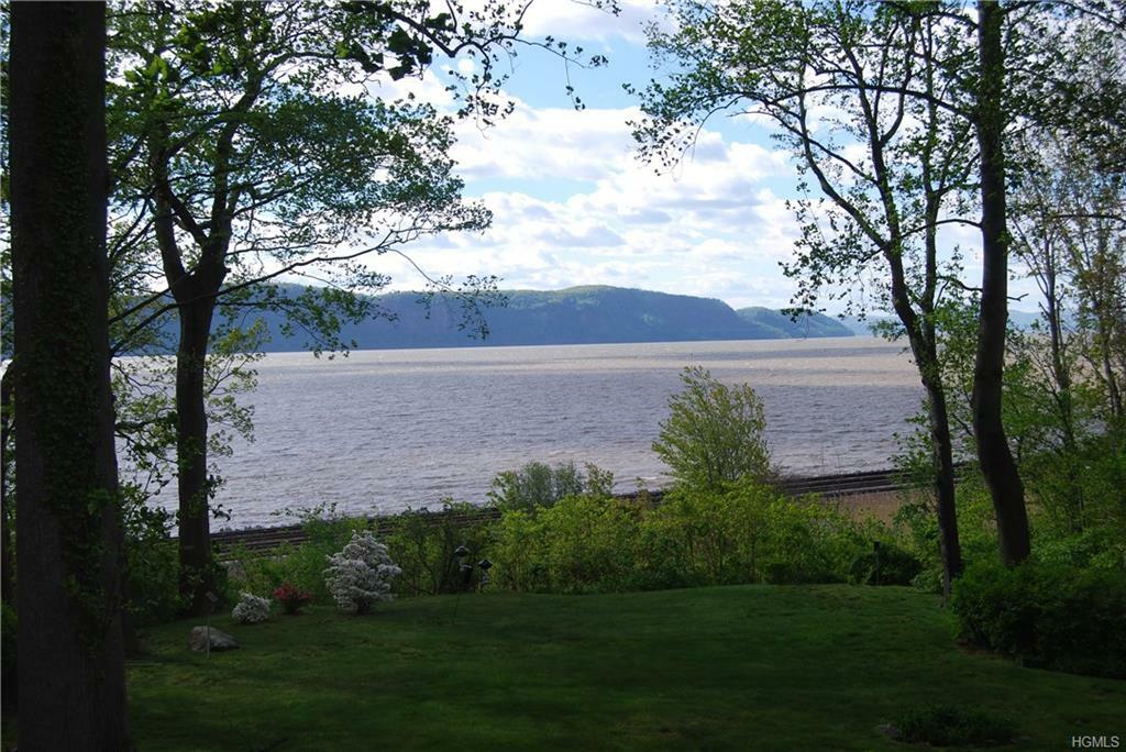 Property Photo: 11 Pokahoe Drive NY 10591