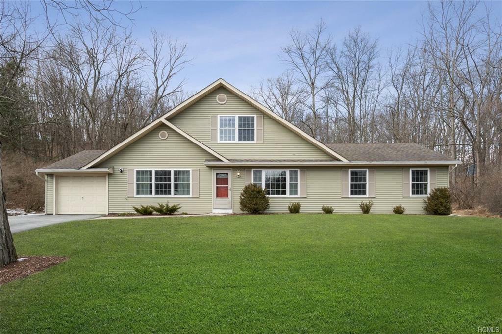 Property Photo: 6 Lakeview Drive NY 10990