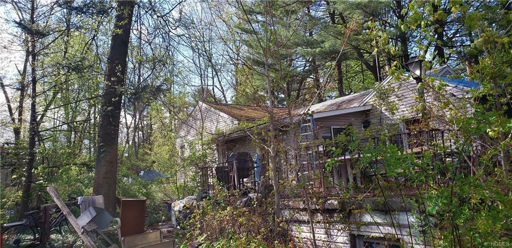 Property Photo:  27 Old Mill Road  NY 10994 