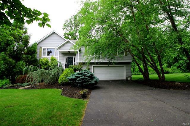 Property Photo:  25 Butternut Drive  NY 10956 