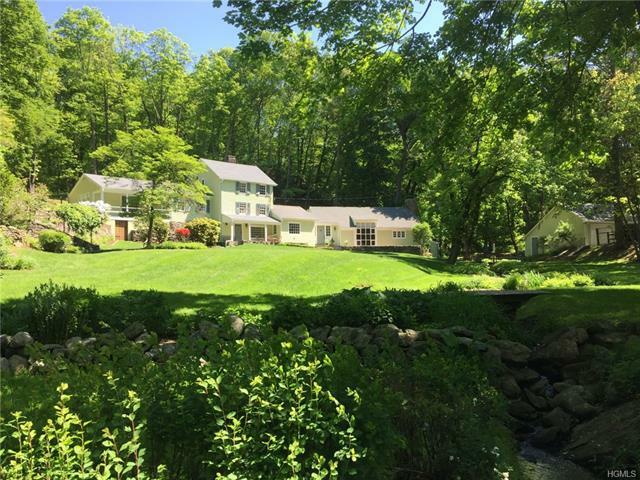 Property Photo:  355 Croton Dam Road  NY 10562 