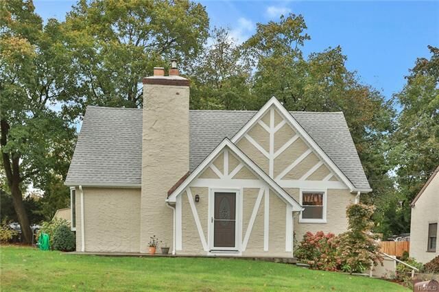 Property Photo:  133 North Road  NY 10603 