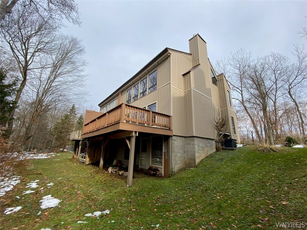 Property Photo:  21 Ridgeview Lane  NY 14069 