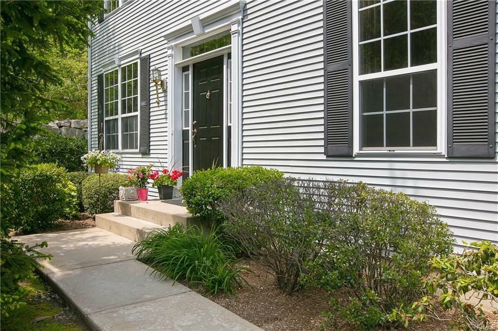 Property Photo:  267 Woodlands Drive  NY 10987 