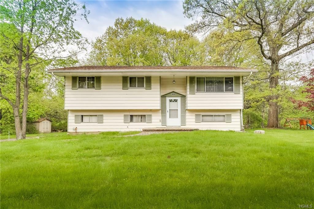 Property Photo:  40 Laura Drive  NY 10952 