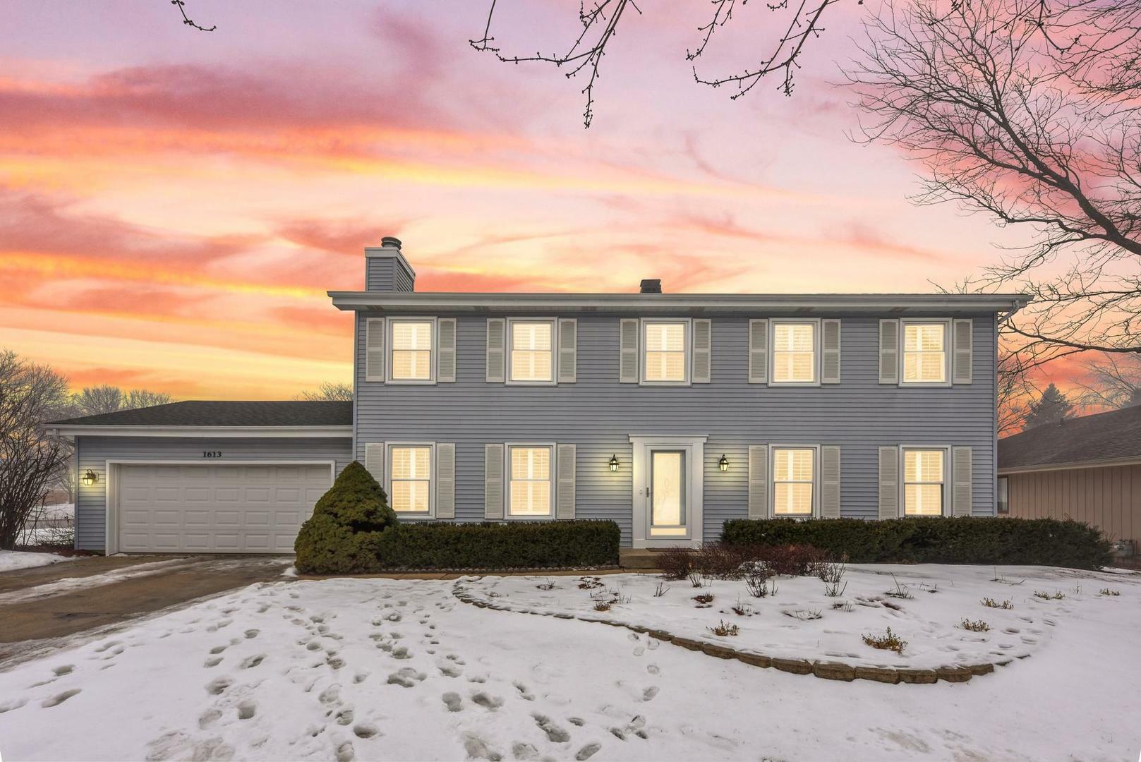 Property Photo: 1613 Preston Road IL 60563