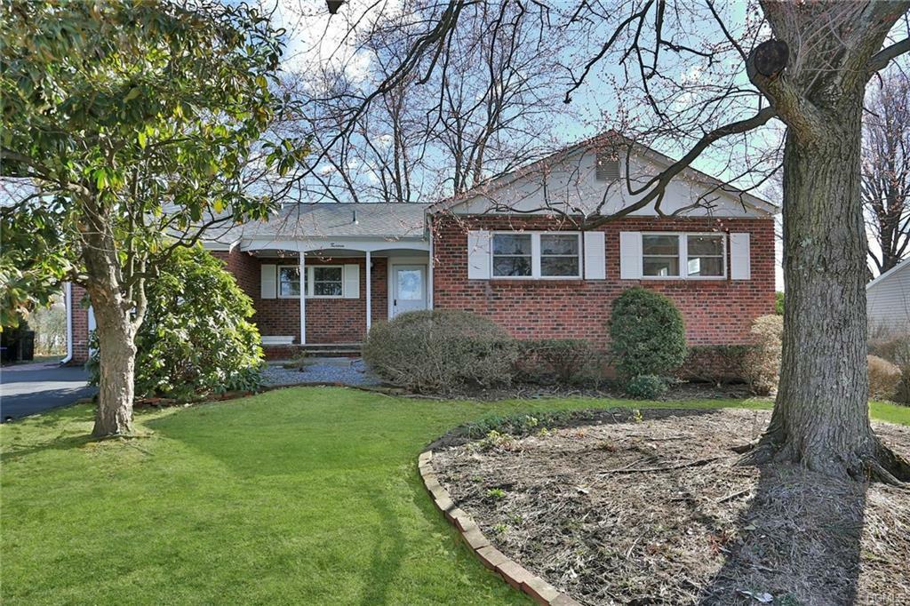 Property Photo:  13 Gary Lane  NY 10962 