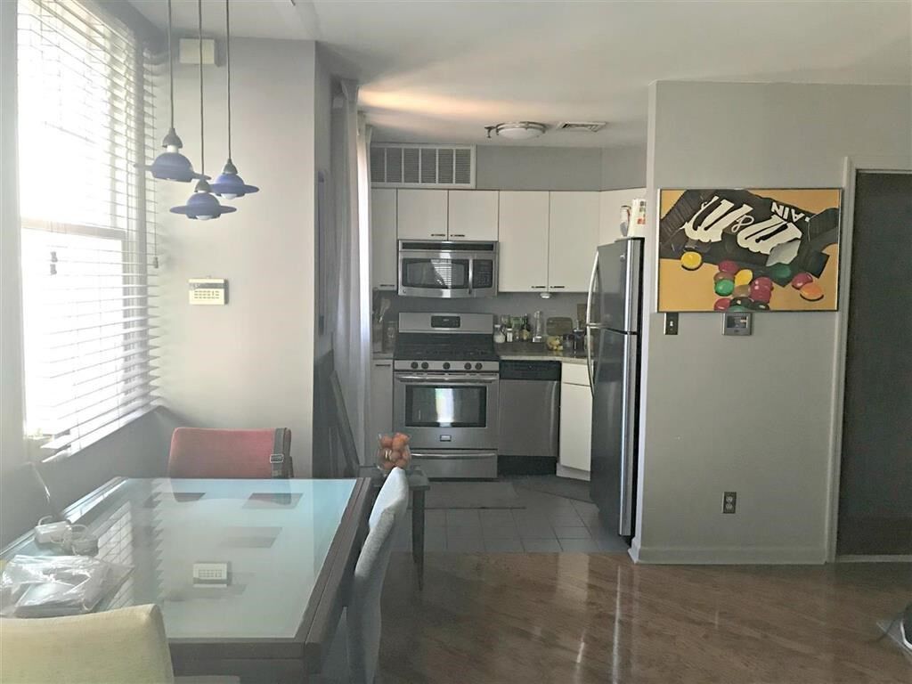 Property Photo:  61 6th St 1  NJ 07030 