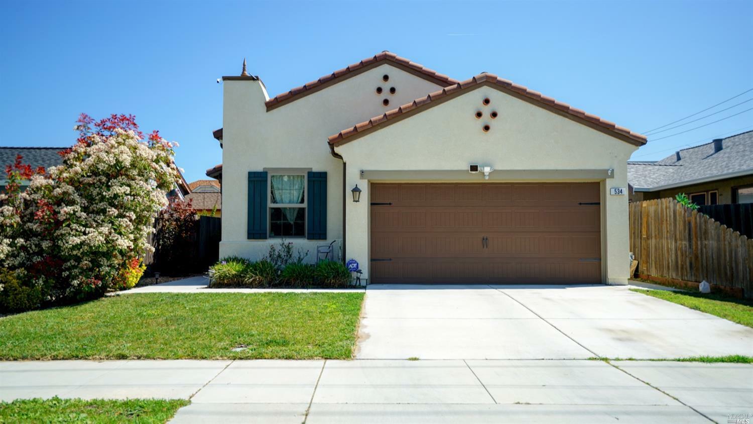 Property Photo:  534 Taylor Street  CA 94533 