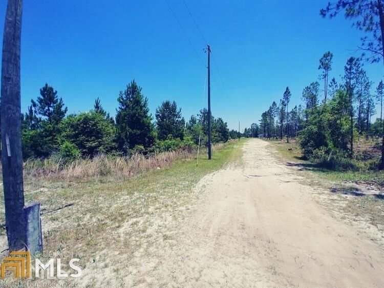 Property Photo: 1400 Millar Lane GA 31537