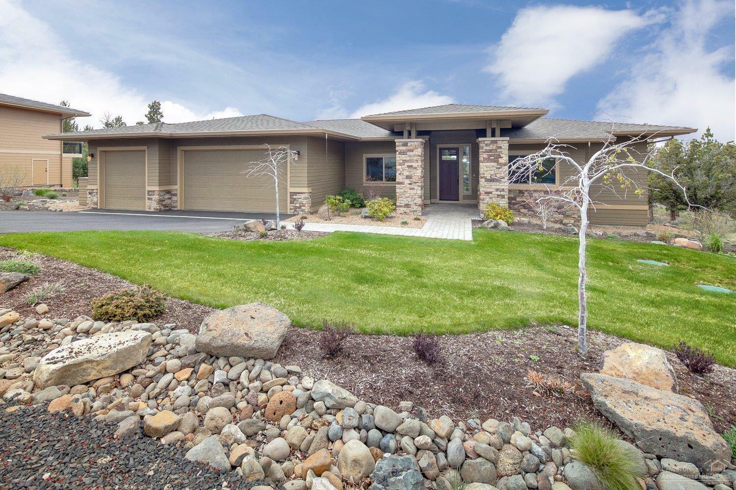 Property Photo:  1184 Highland View Loop  OR 97756 