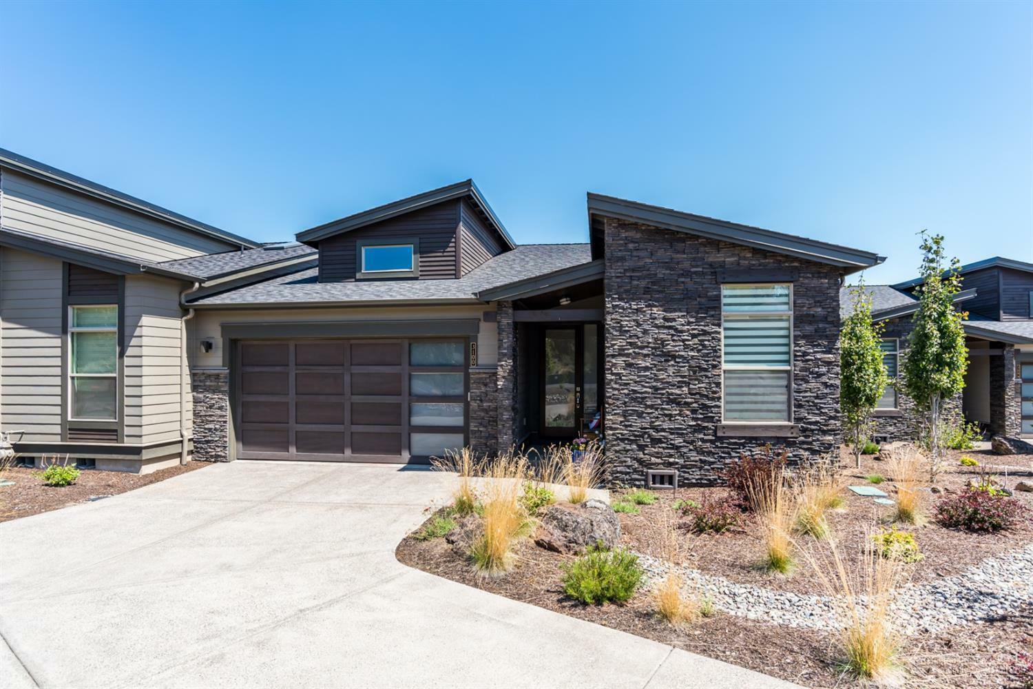 Property Photo: 3100 NW Canyon Springs Place OR 97703