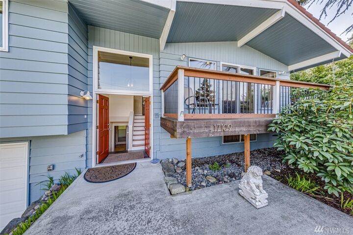 Property Photo: 17109 Sealawn Drive WA 98026