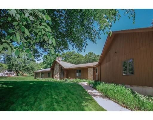 Property Photo:  21 Tyngsboro Rd  MA 01886 