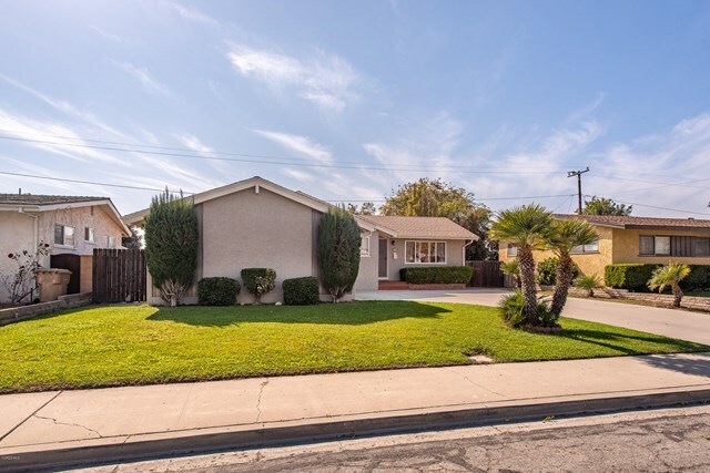 Property Photo:  422 Laurie Lane  CA 93060 