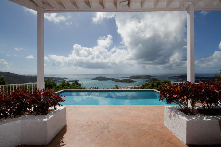 Property Photo: 23-30 Mafolie Gns VI 00802