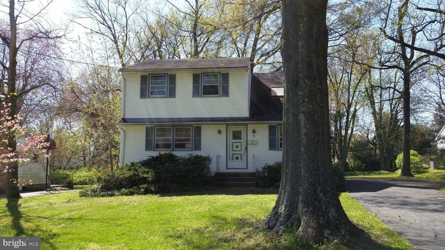 Property Photo: 8 Overbrook Circle NJ 08057