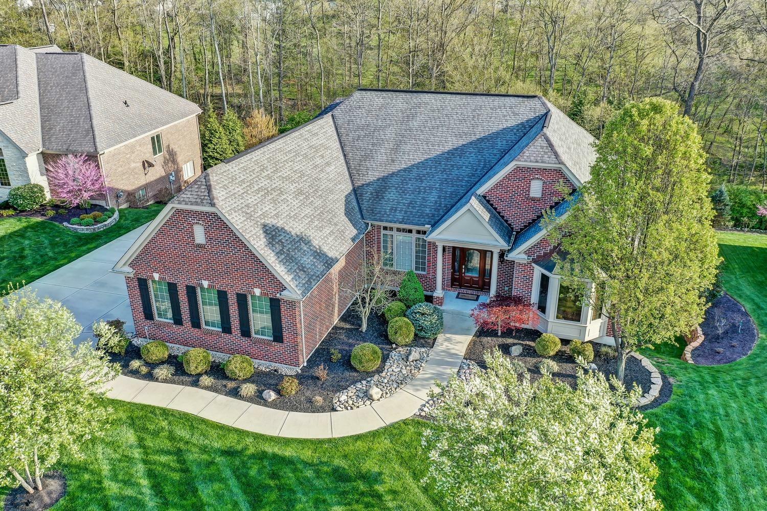 Property Photo: 4477 Ravenwood Ct OH 45244