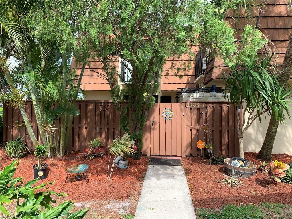Property Photo: 5245 Cedarbend Drive 3 FL 33919