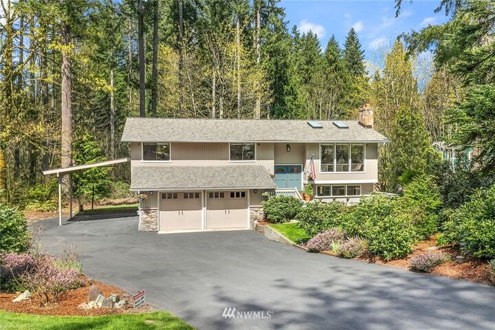 Property Photo:  19801  166th Avenue NE  WA 98072 