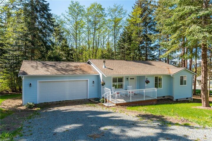 Property Photo: 707 NE Circle Drive WA 98239