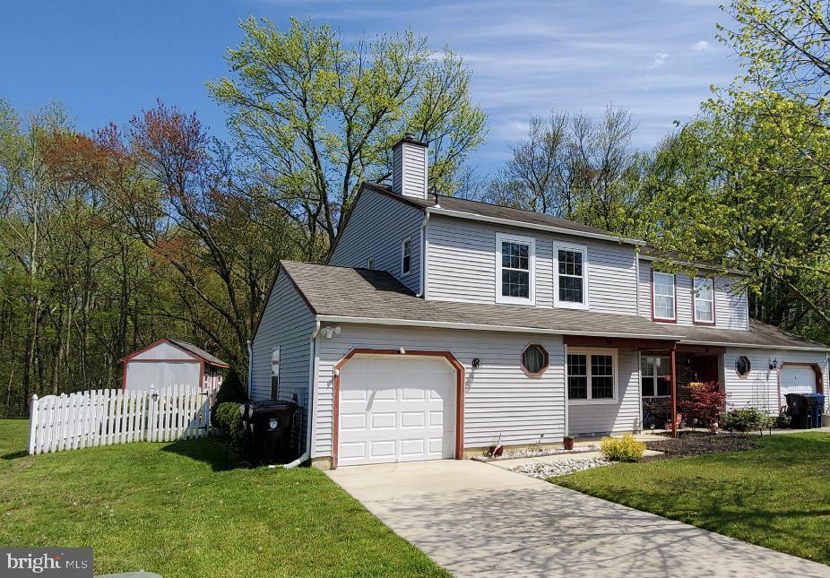 Property Photo:  35 Fostertown Lane  NJ 08062 