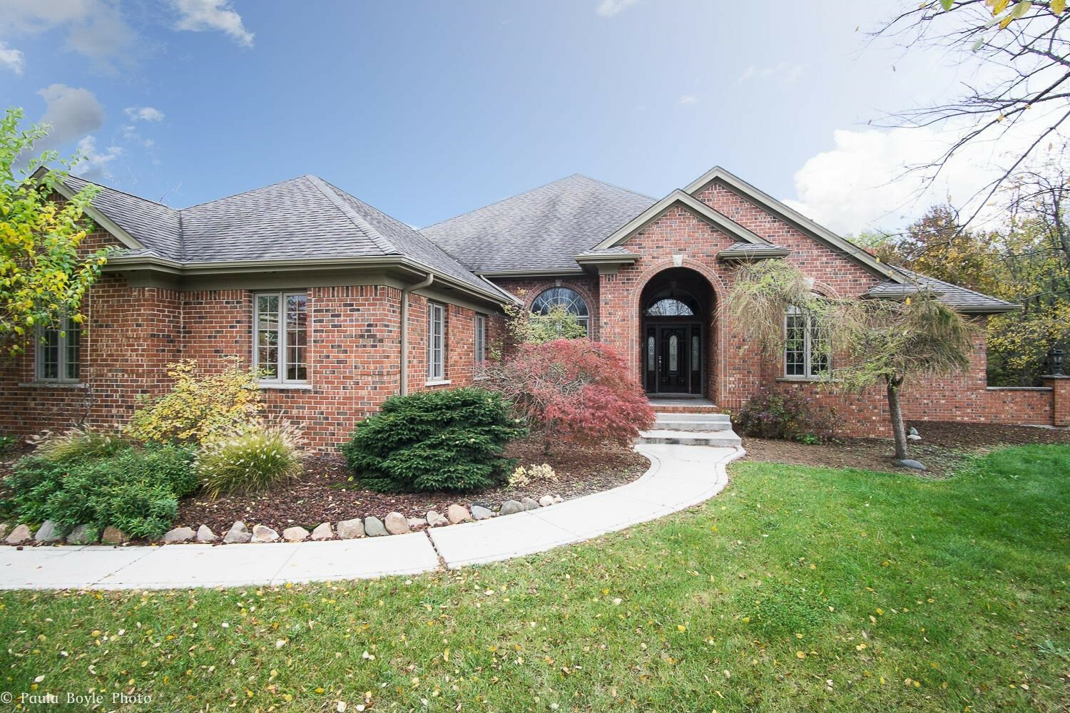 229 Glencoe Drive  Valparaiso IN 46385 photo