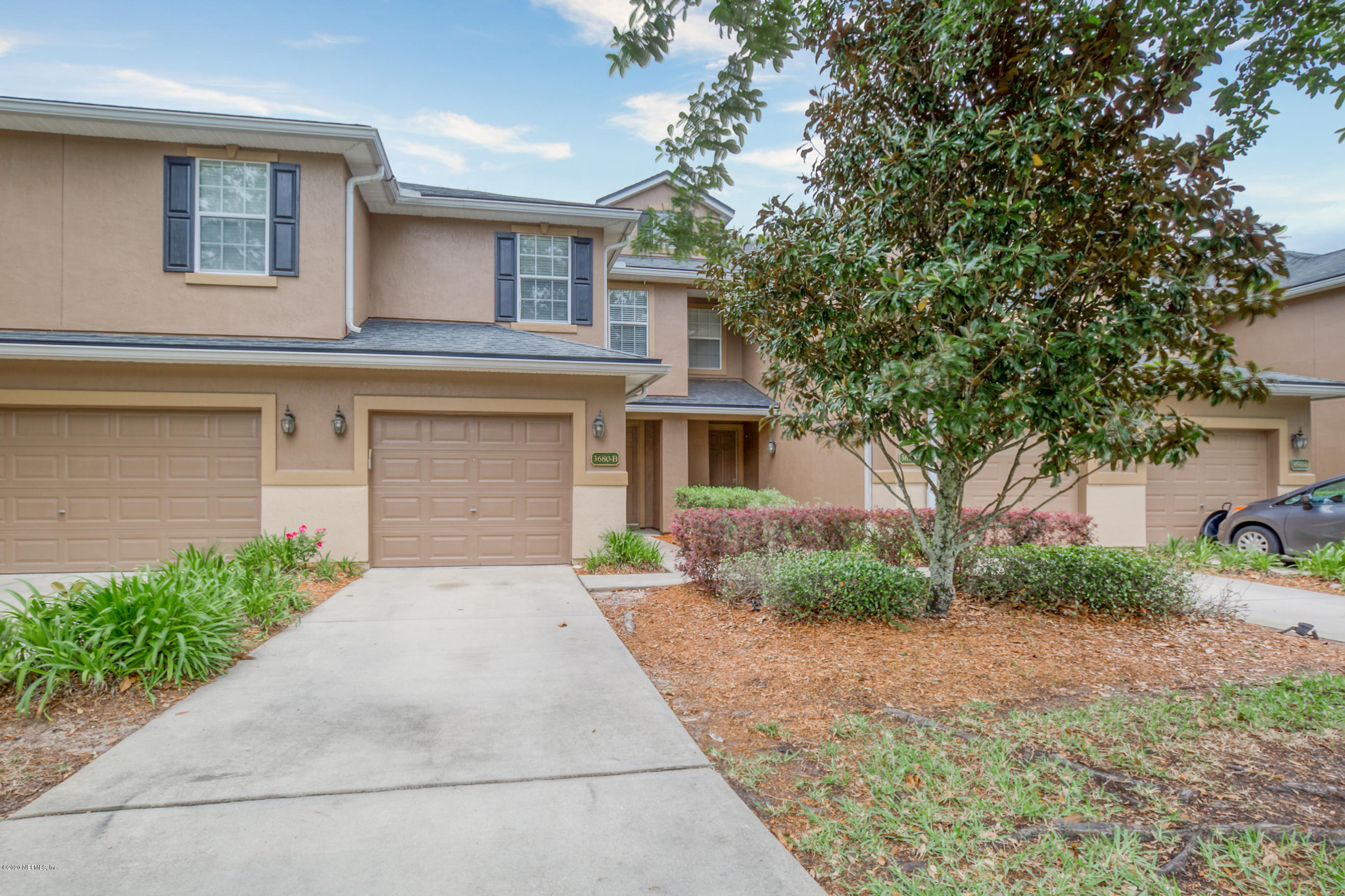 Property Photo: 3680 Creswick Circle B FL 32065