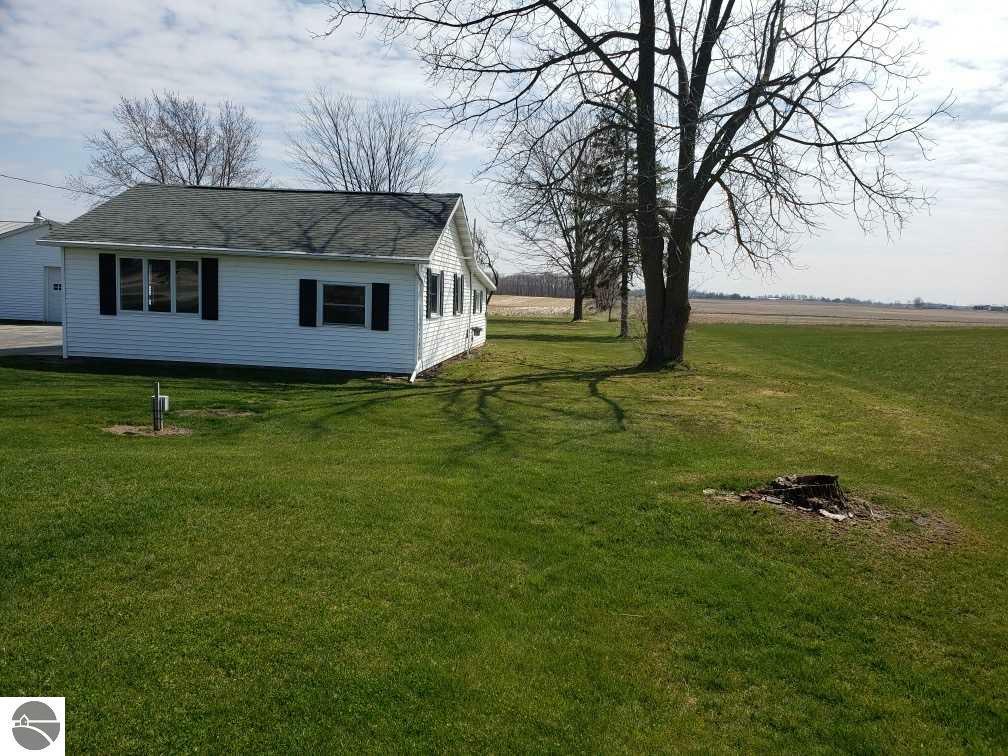 Property Photo:  6260 E Blanchard Road  MI 48883 