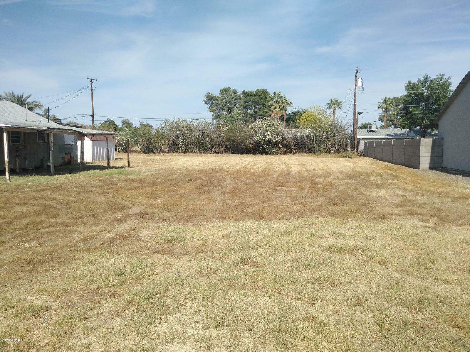 Property Photo: 2627 N 30th Place - AZ 85008