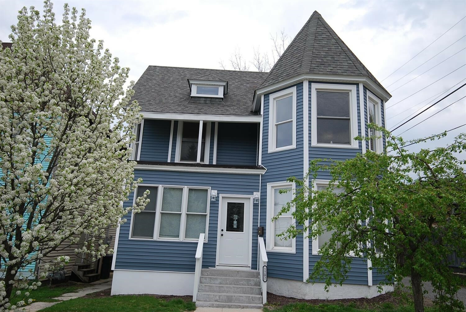 Property Photo:  1202 Washington Street  IN 46360 