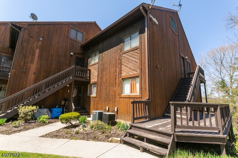 Property Photo:  8 Augusta Dr Unit 1  NJ 07462 