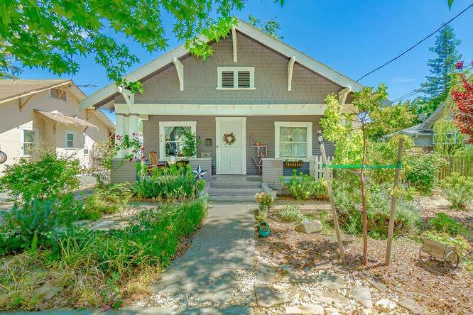 Property Photo:  629 4th Street  CA 95695 