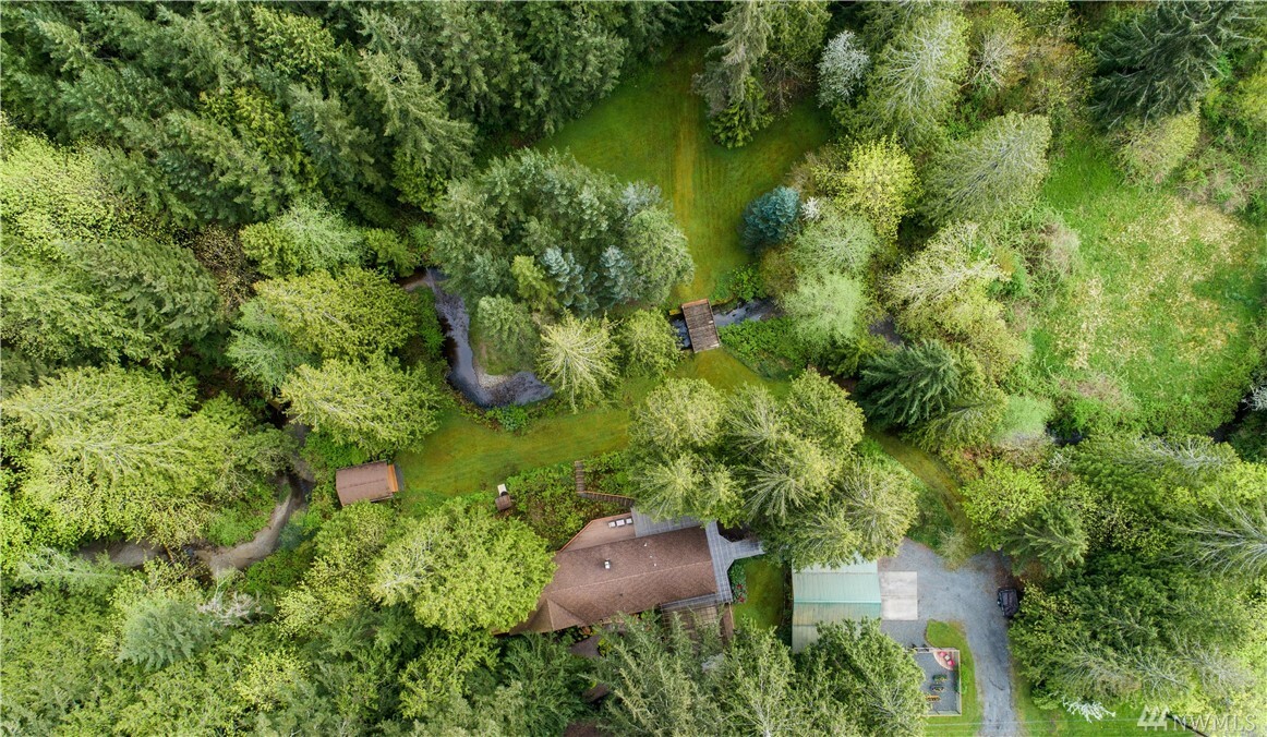 Property Photo: 680 Old Samish Rd WA 98229