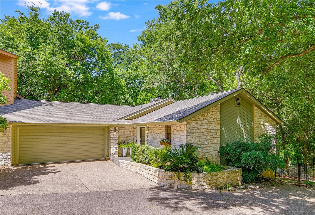 Property Photo: 3412 Westside Cove D-7 TX 78731