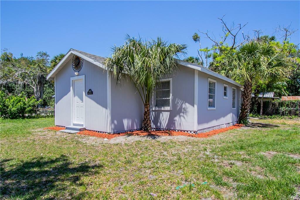 Property Photo:  3029 16th Street Court E  FL 34208 