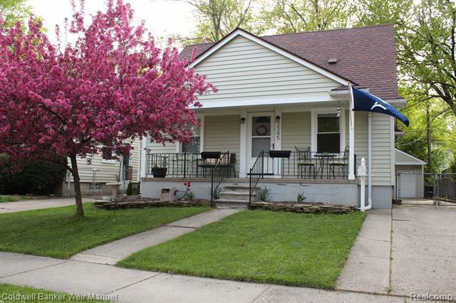 Property Photo: 3345 Edgeworth Street MI 48220