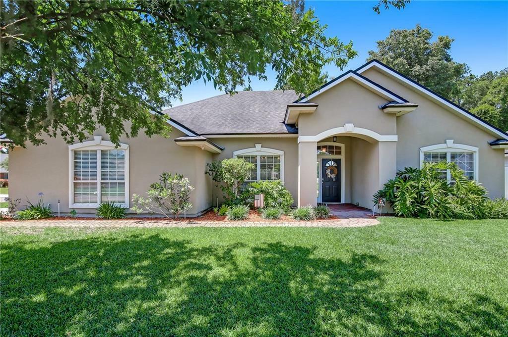 Property Photo:  14140 Summer Breeze Drive  FL 32218 