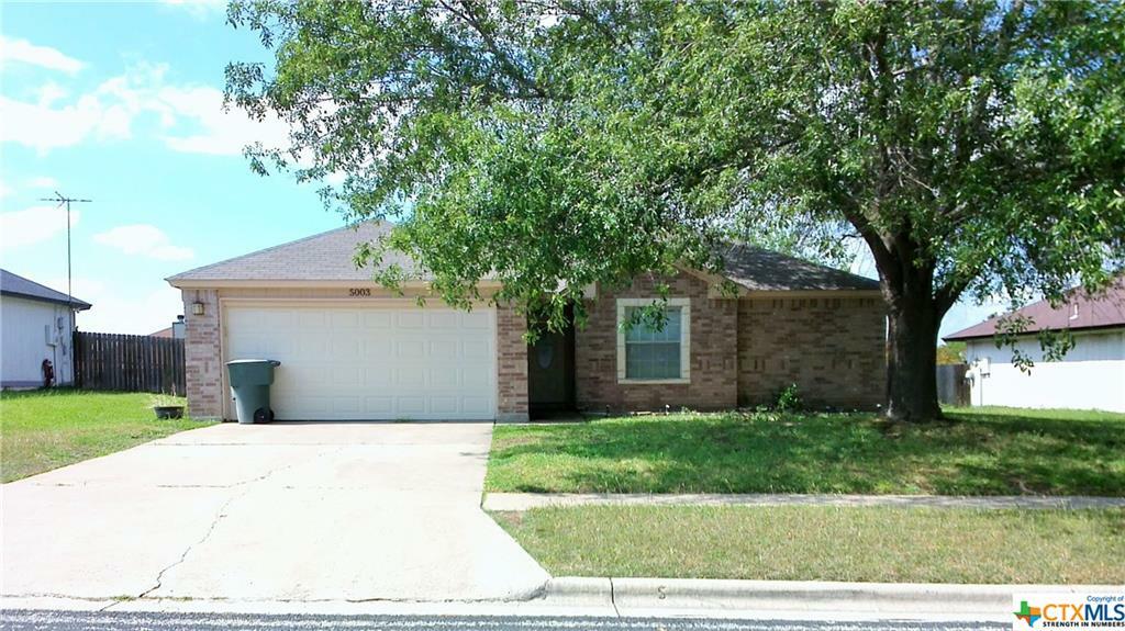 Property Photo: 5003 Parkwood Drive TX 76542