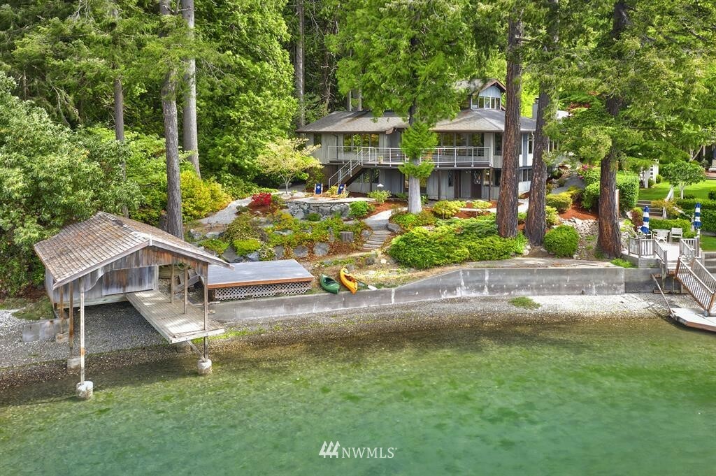 Property Photo:  1337 Lower Marine Dr  WA 98312 