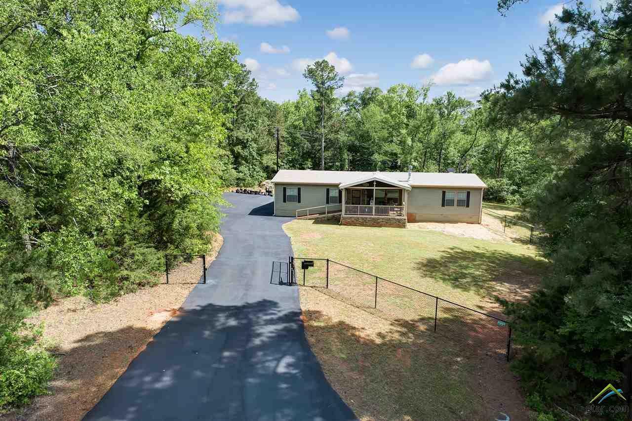 Property Photo:  450 Yates  TX 75765 