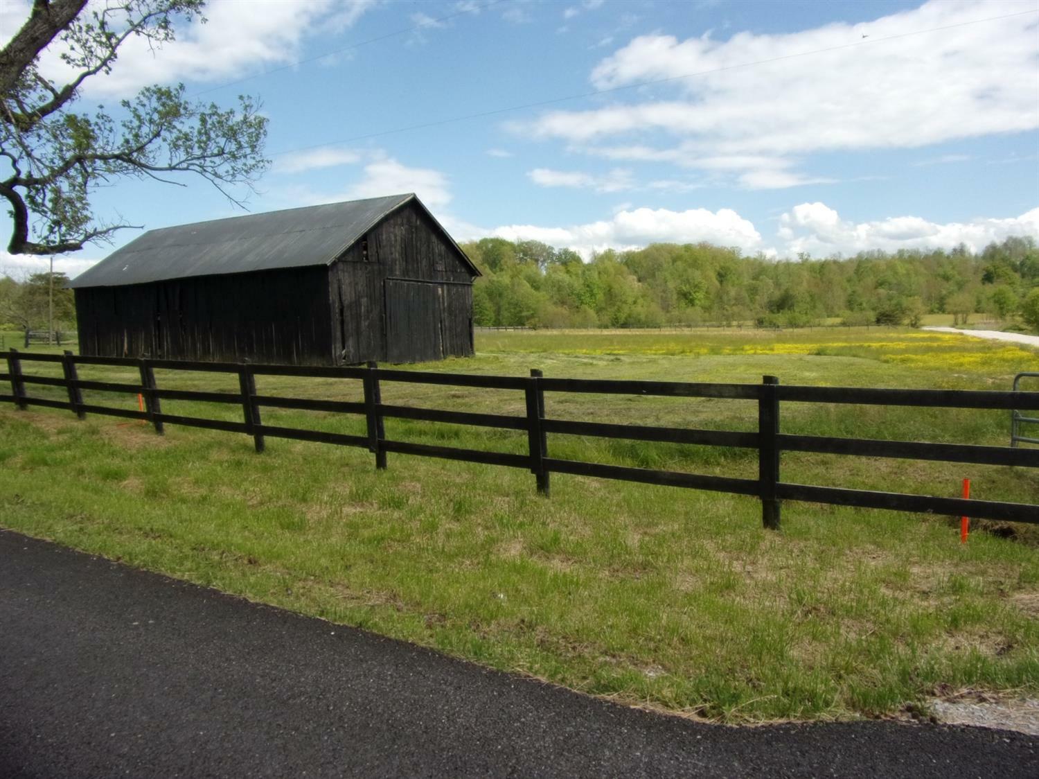 Property Photo:  4444 Nora Belle Road  KY 40741 