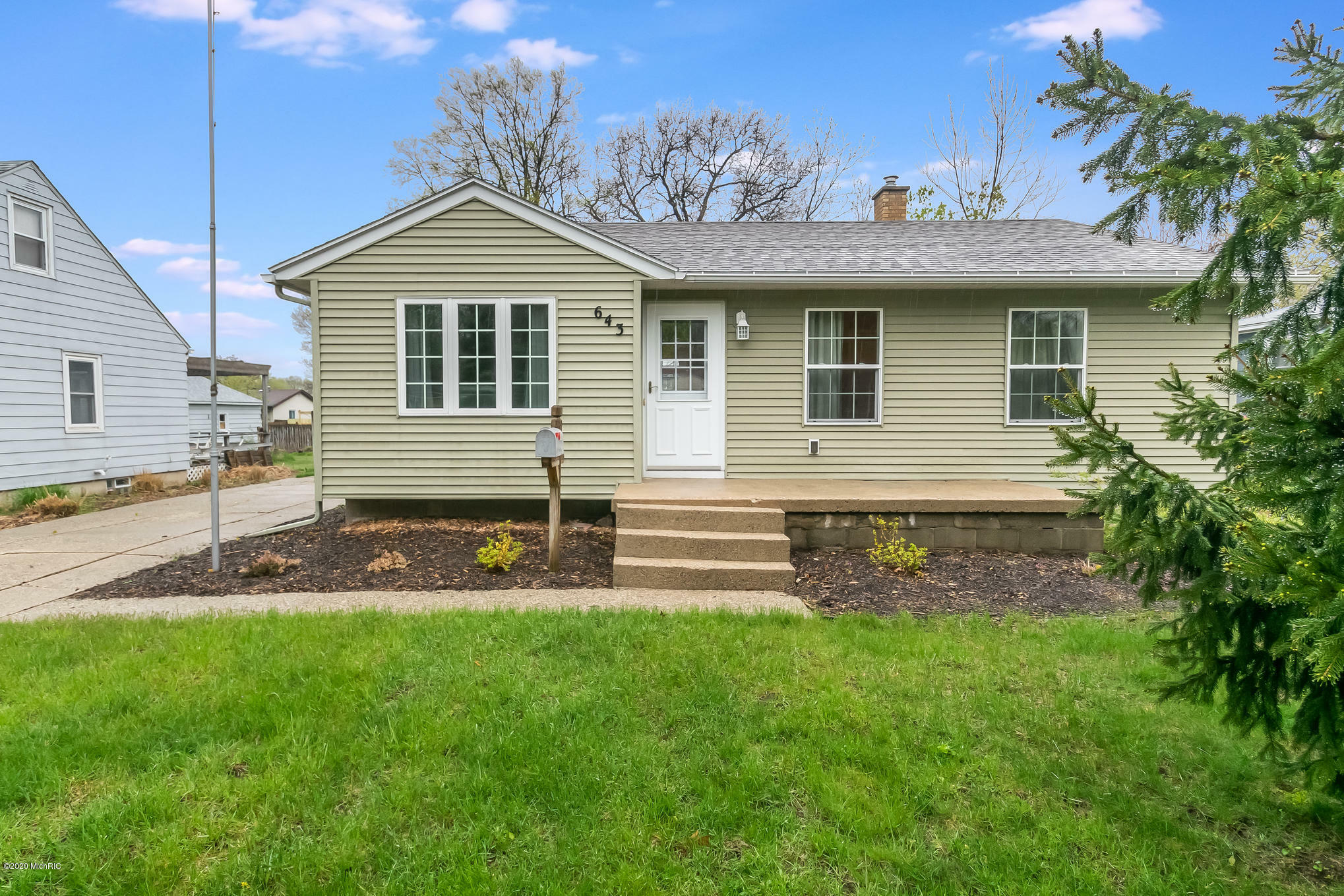 Property Photo:  643 Marcia Street SW  MI 49509 