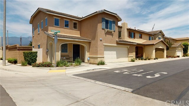 Property Photo:  1404 Silverberry Lane  CA 92223 