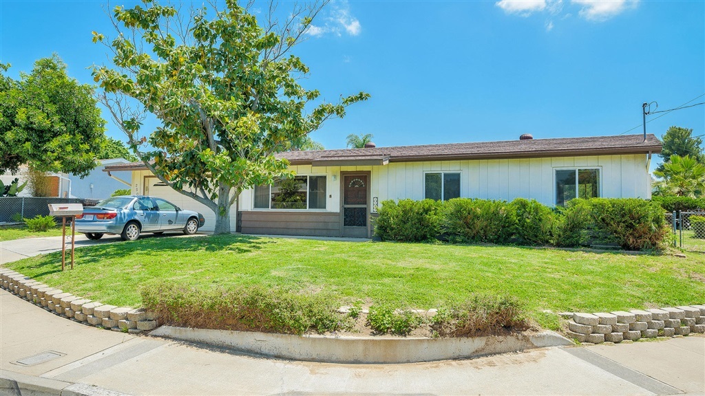 2501 Algiers St  Escondido CA 92027 photo