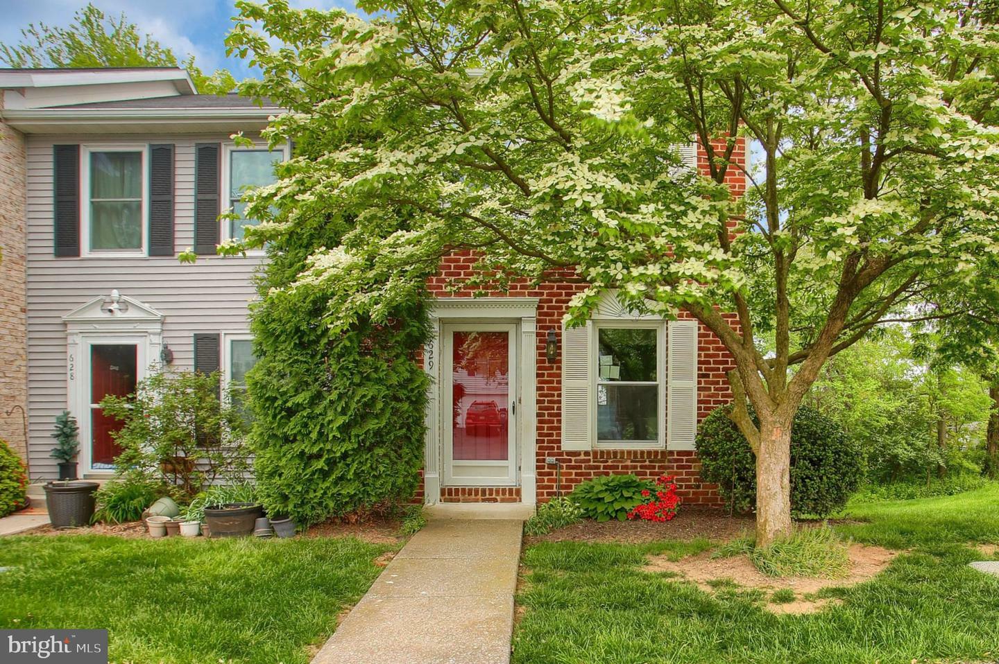 Property Photo: 629 Colonial View Road PA 17055