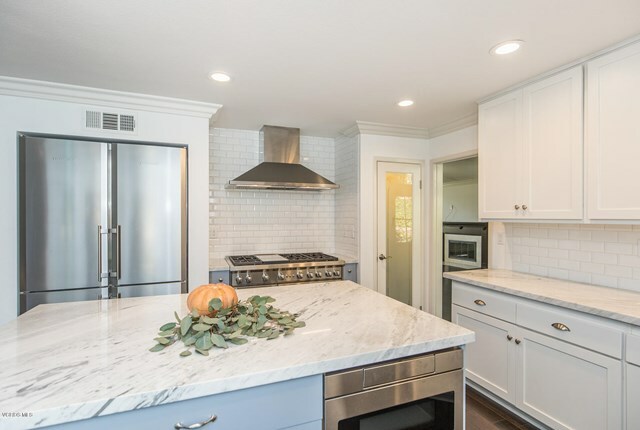 Property Photo: 4909 Cardinal Way CA 91377