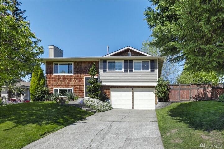 Property Photo: 13765 93rd Avenue NE WA 98034