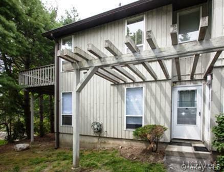 Property Photo:  25 Villa Drive 25  NY 10566 