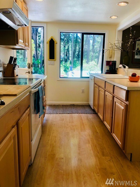Property Photo: 261 Lone Fir Lane WA 98922